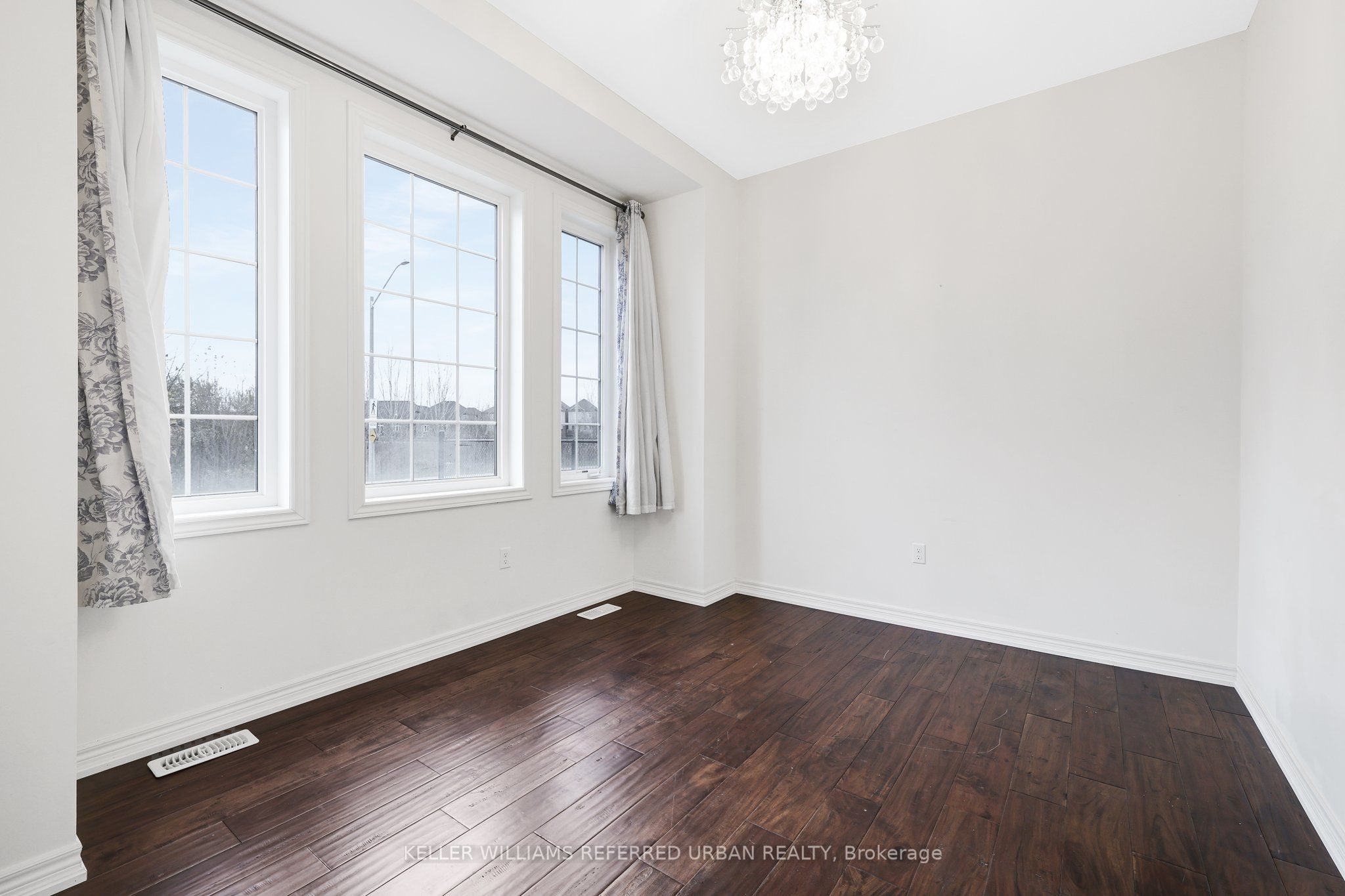 Photo 48 of 9191 Tallgrass Avenue, Niagara Falls, Lyons Creek — HOMEH