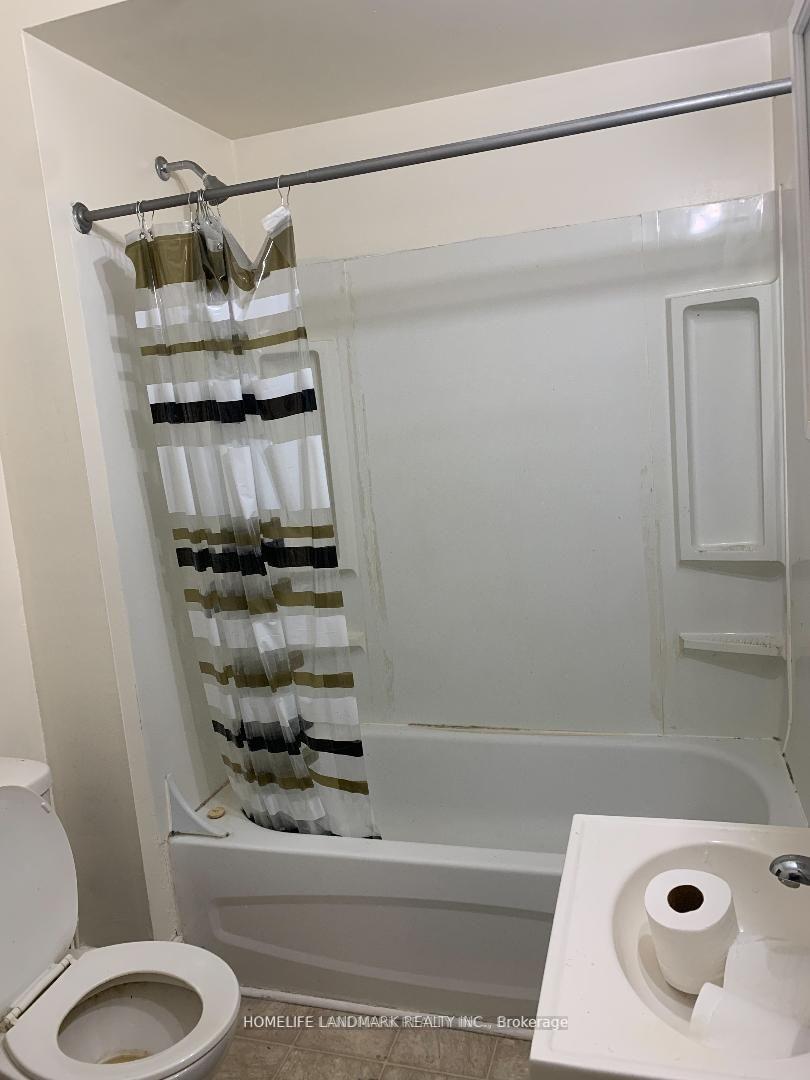 Photo 5 of Unit 3, 2 Bascom Street S, Uxbridge — HOMEH