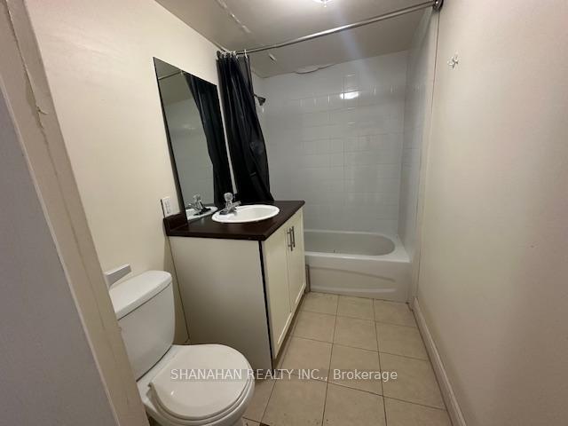 Photo 9 of Unit 3&4, 5297 Nauvoo Road, Warwick, Watford — HOMEH