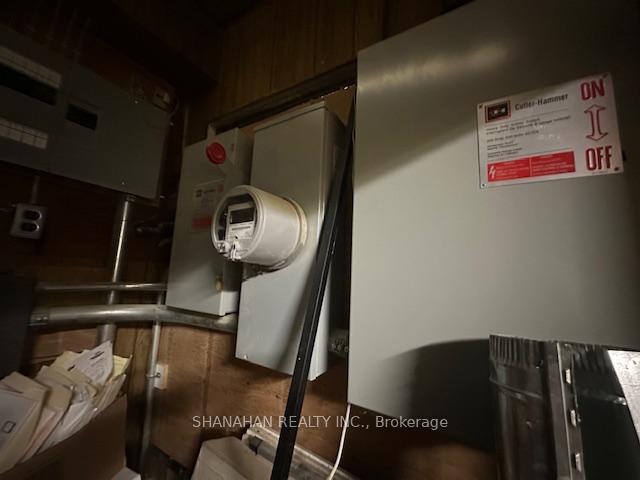 Photo 24 of Unit 3&4, 5297 Nauvoo Road, Warwick, Watford — HOMEH