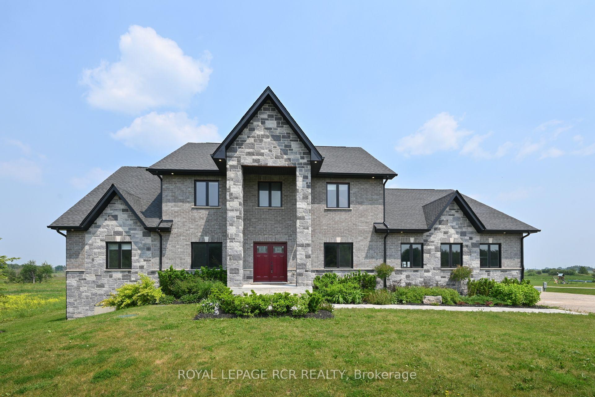 Front of 373373 6th Line