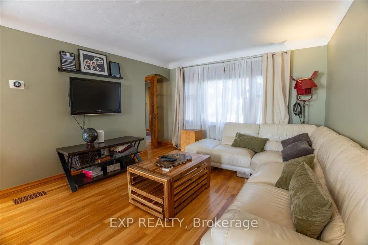 Photo 10 of 320 Joffre-Belanger Way, Ottawa, Vanier — HOMEH