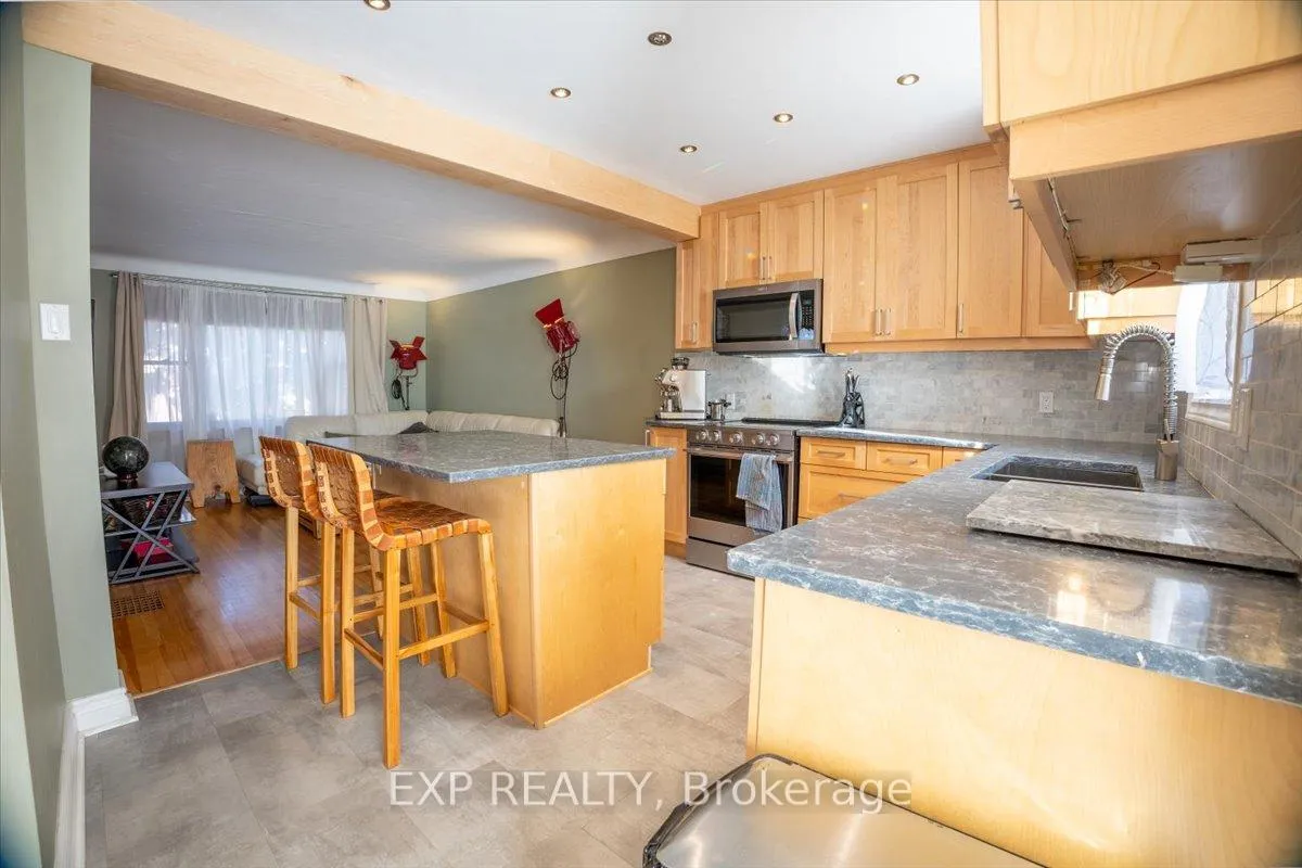 Photo 11 of 320 Joffre-Belanger Way, Ottawa, Vanier — HOMEH