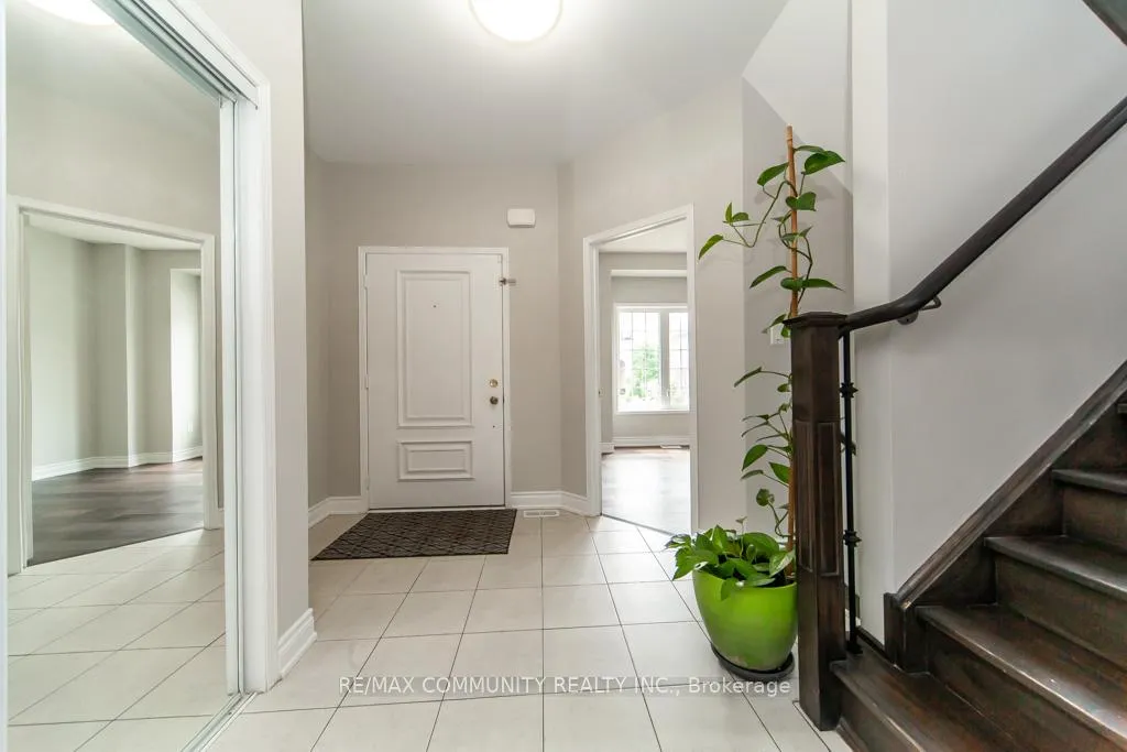 Photo 5 of 24 Raithby Crescent, Ajax, Central East — HOMEH