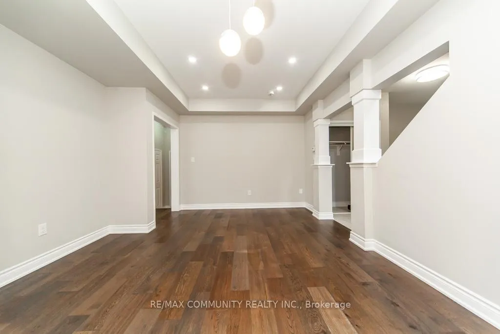 Photo 9 of 24 Raithby Crescent, Ajax, Central East — HOMEH
