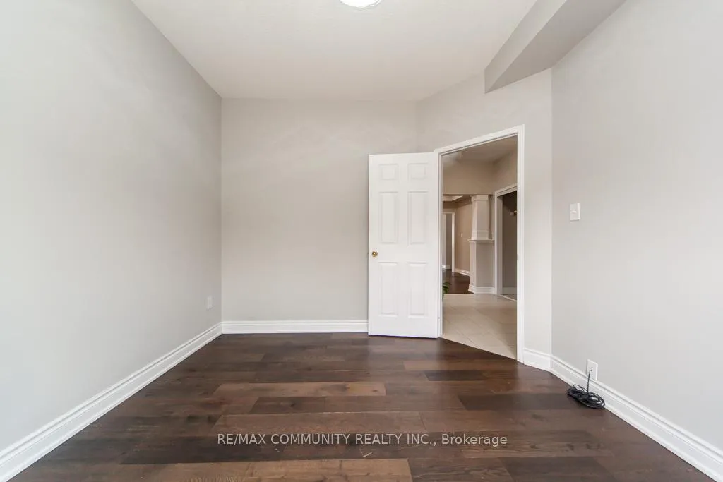 Photo 21 of 24 Raithby Crescent, Ajax, Central East — HOMEH