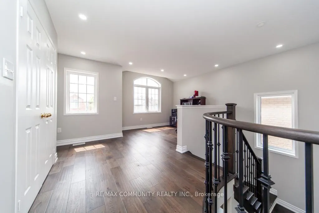Photo 24 of 24 Raithby Crescent, Ajax, Central East — HOMEH