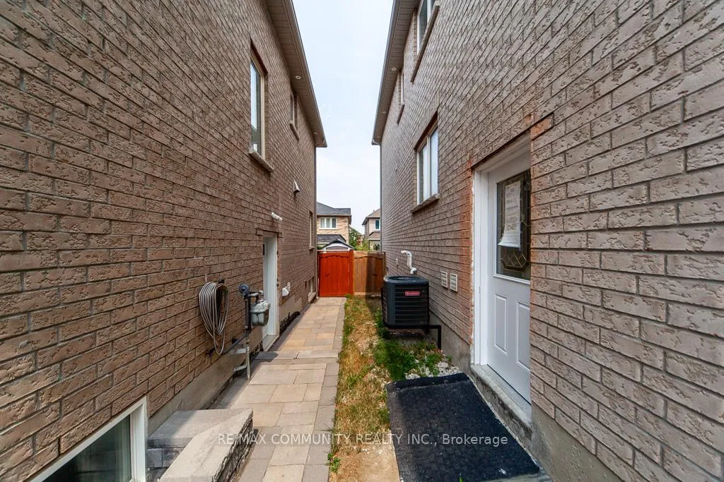 Photo 41 of 24 Raithby Crescent, Ajax, Central East — HOMEH