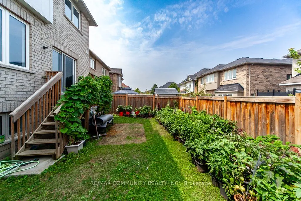 Photo 42 of 24 Raithby Crescent, Ajax, Central East — HOMEH