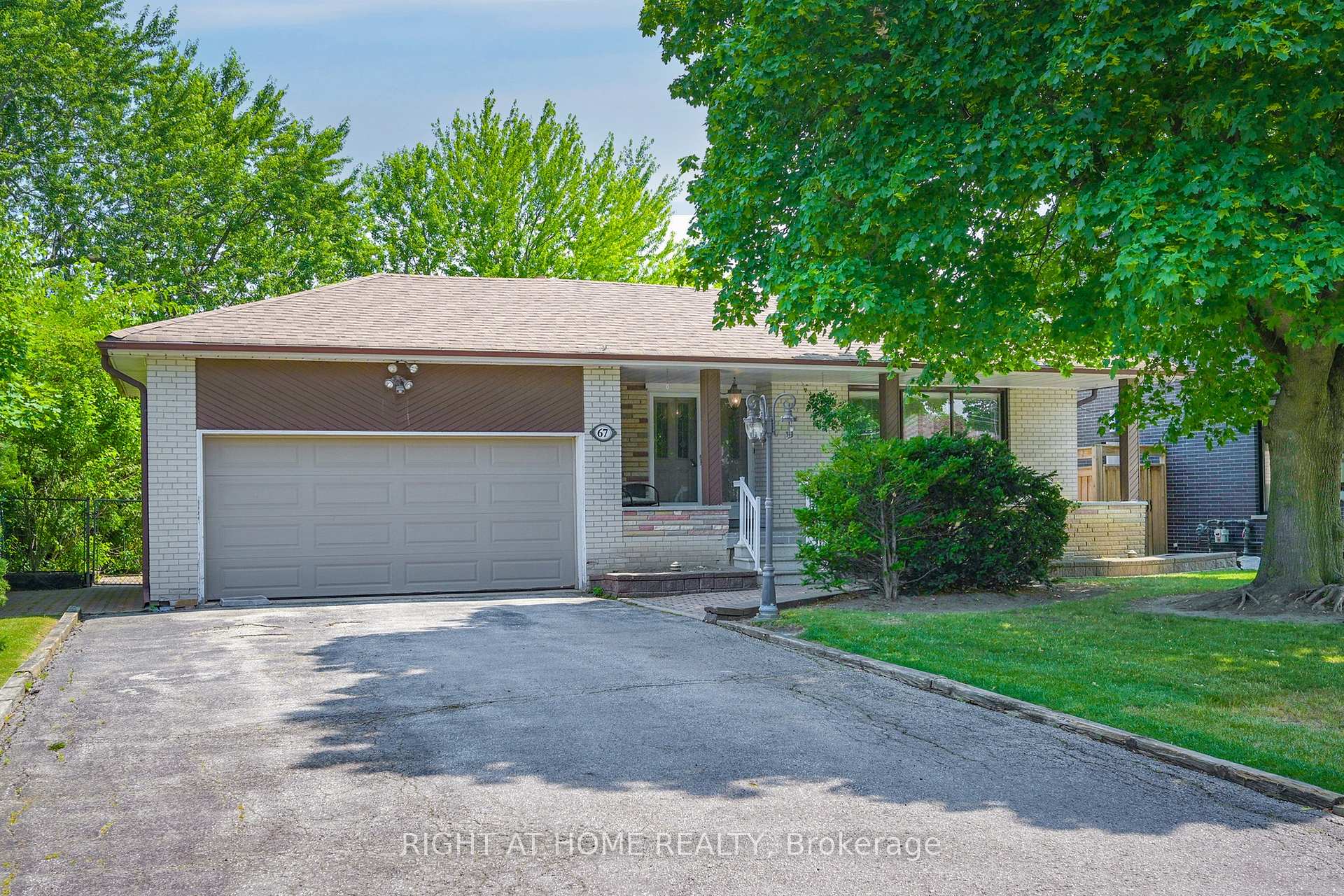 Photo 1 of 67 Netherford Road, Vaughan, Maple — HOMEH