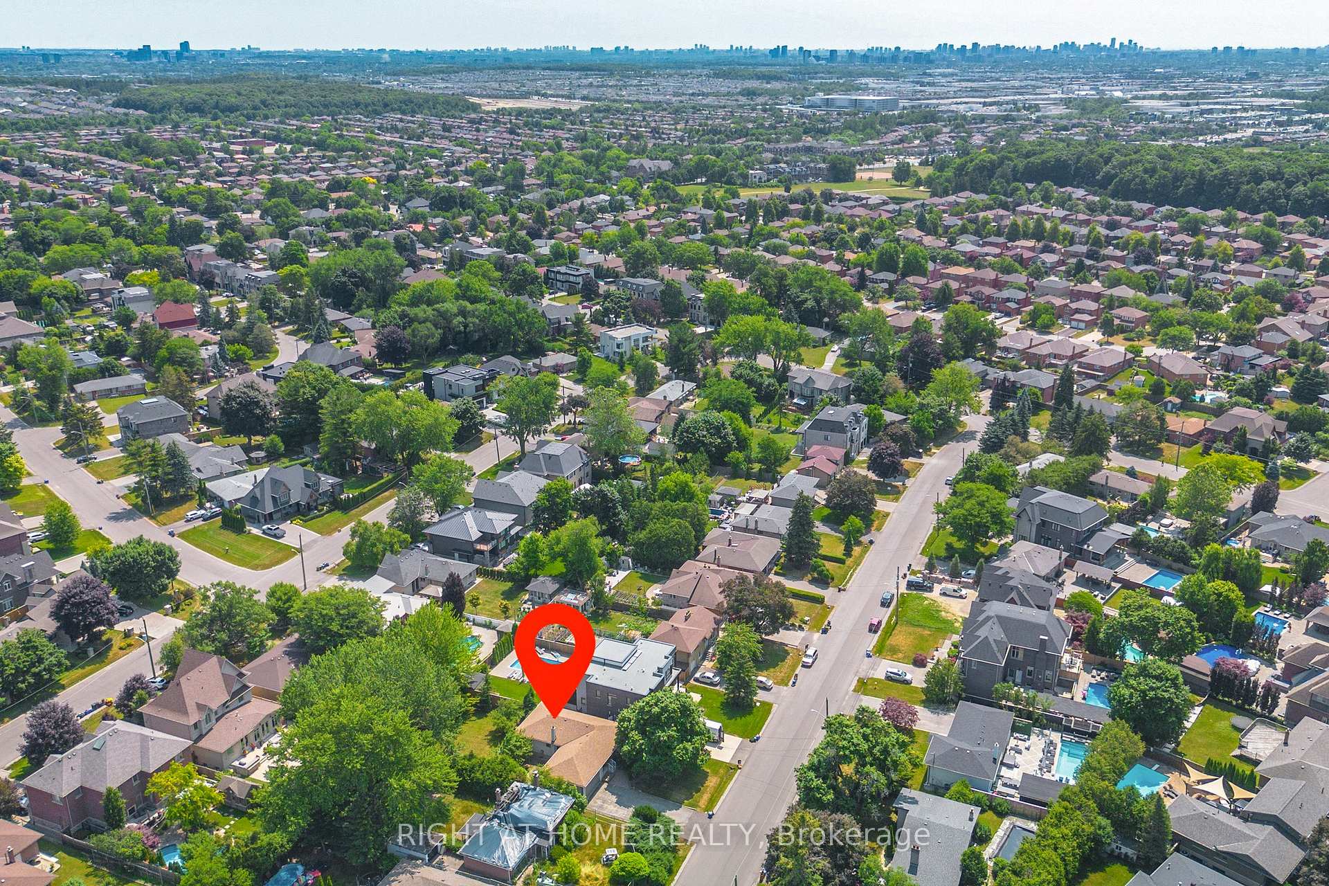 Photo 16 of 67 Netherford Road, Vaughan, Maple — HOMEH