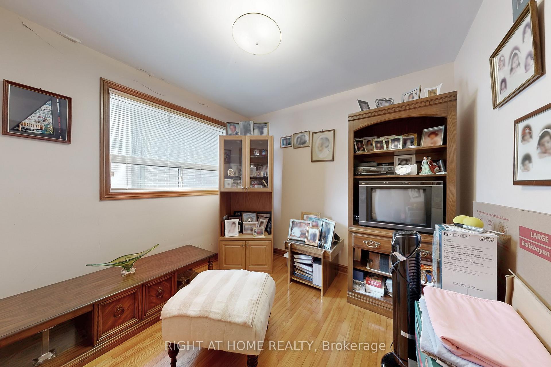 Photo 21 of 67 Netherford Road, Vaughan, Maple — HOMEH