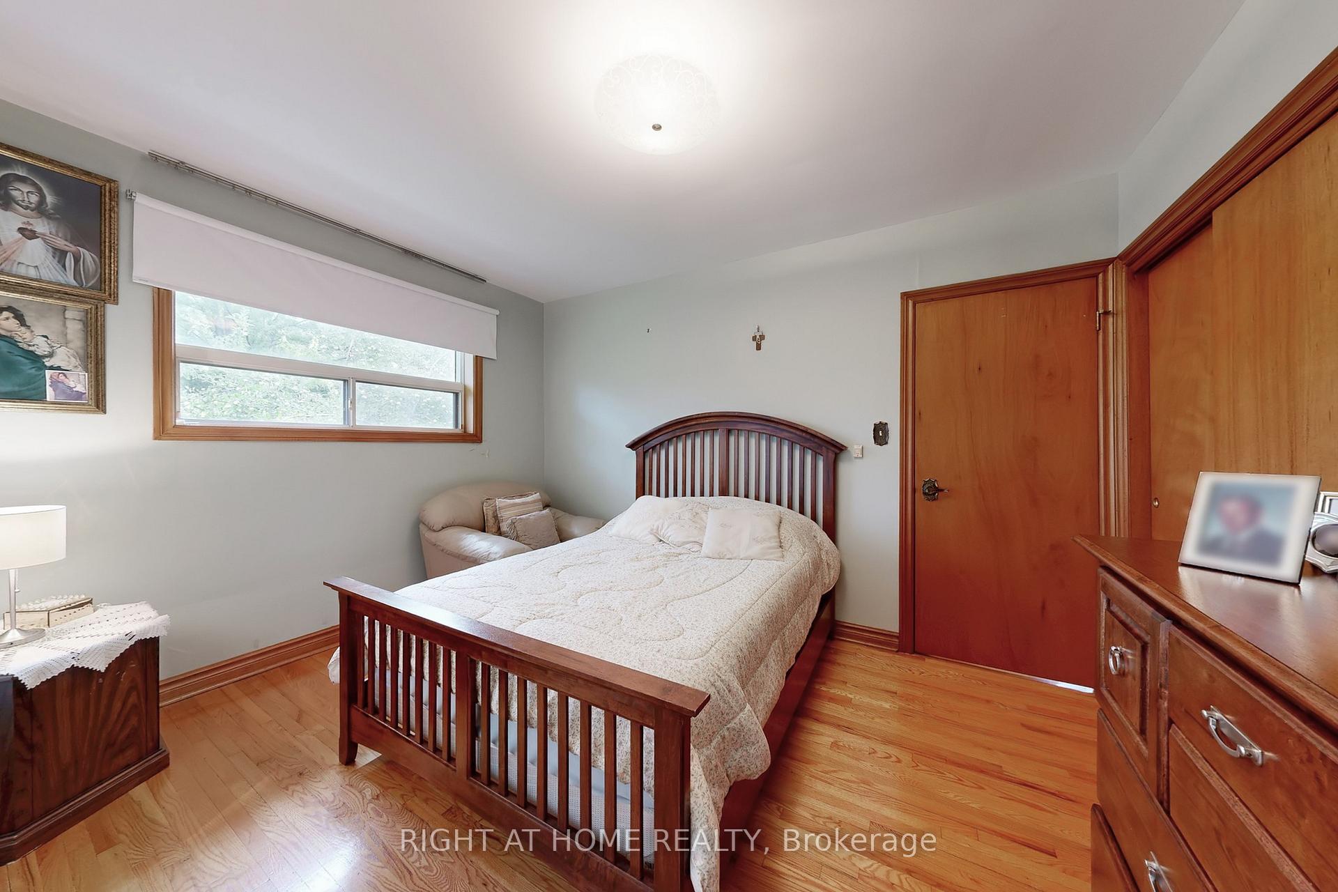 Photo 22 of 67 Netherford Road, Vaughan, Maple — HOMEH