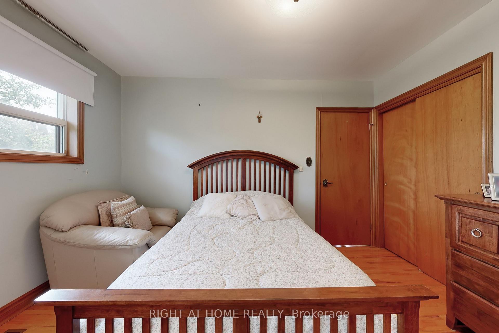 Photo 23 of 67 Netherford Road, Vaughan, Maple — HOMEH