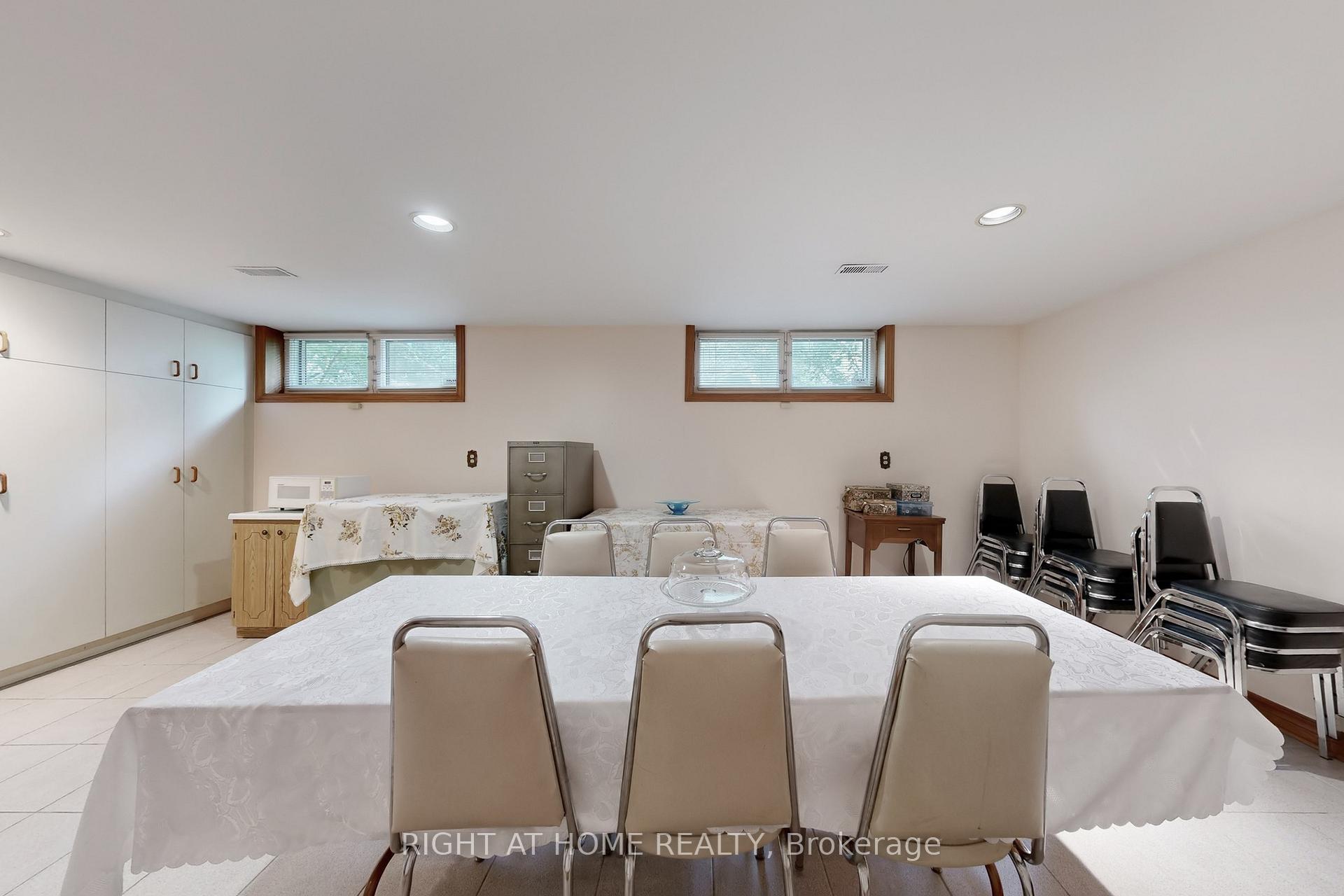 Photo 34 of 67 Netherford Road, Vaughan, Maple — HOMEH