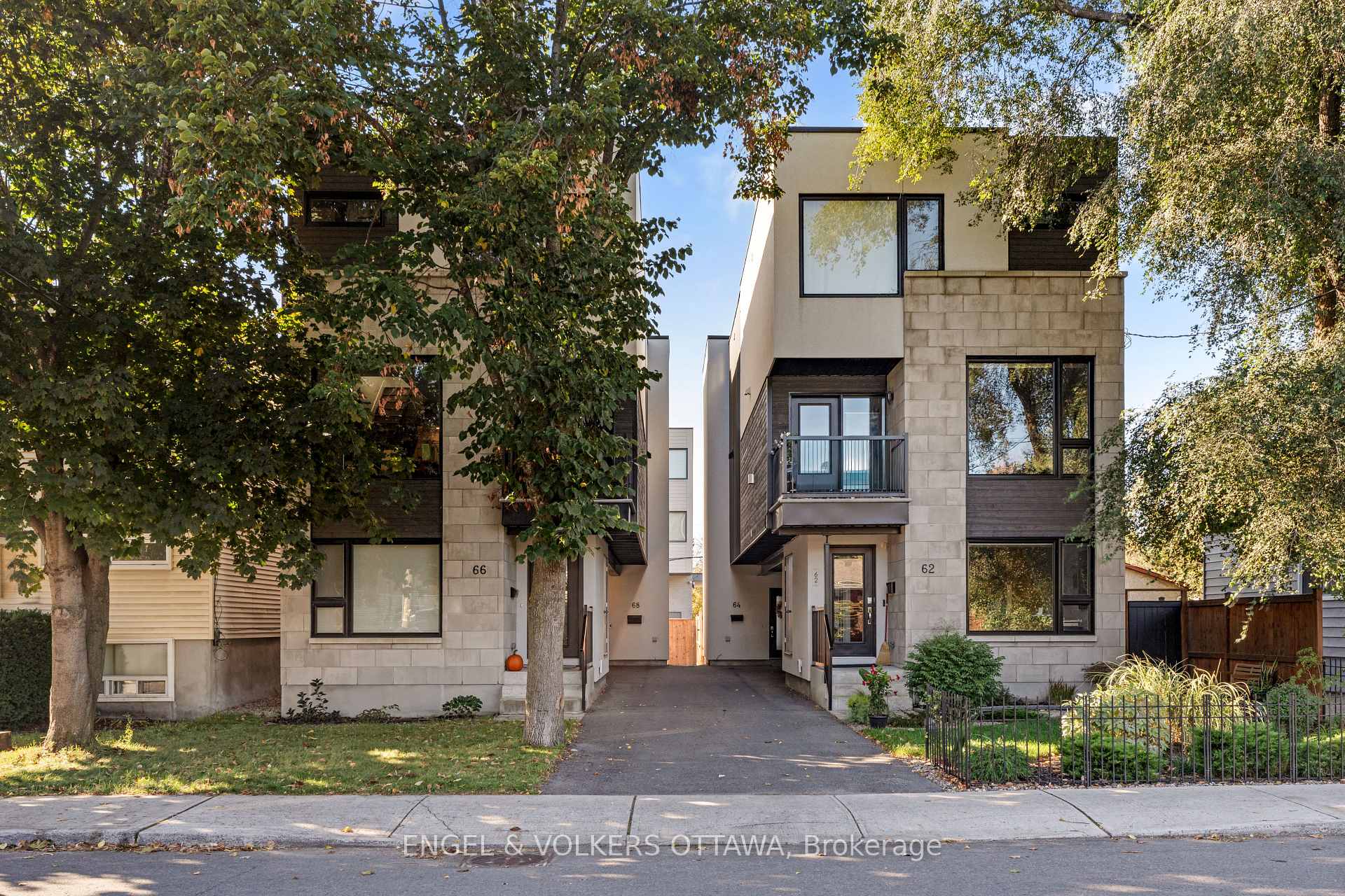 Photo 2 of 68 Jolliet Avenue, Ottawa, Vanier — HOMEH