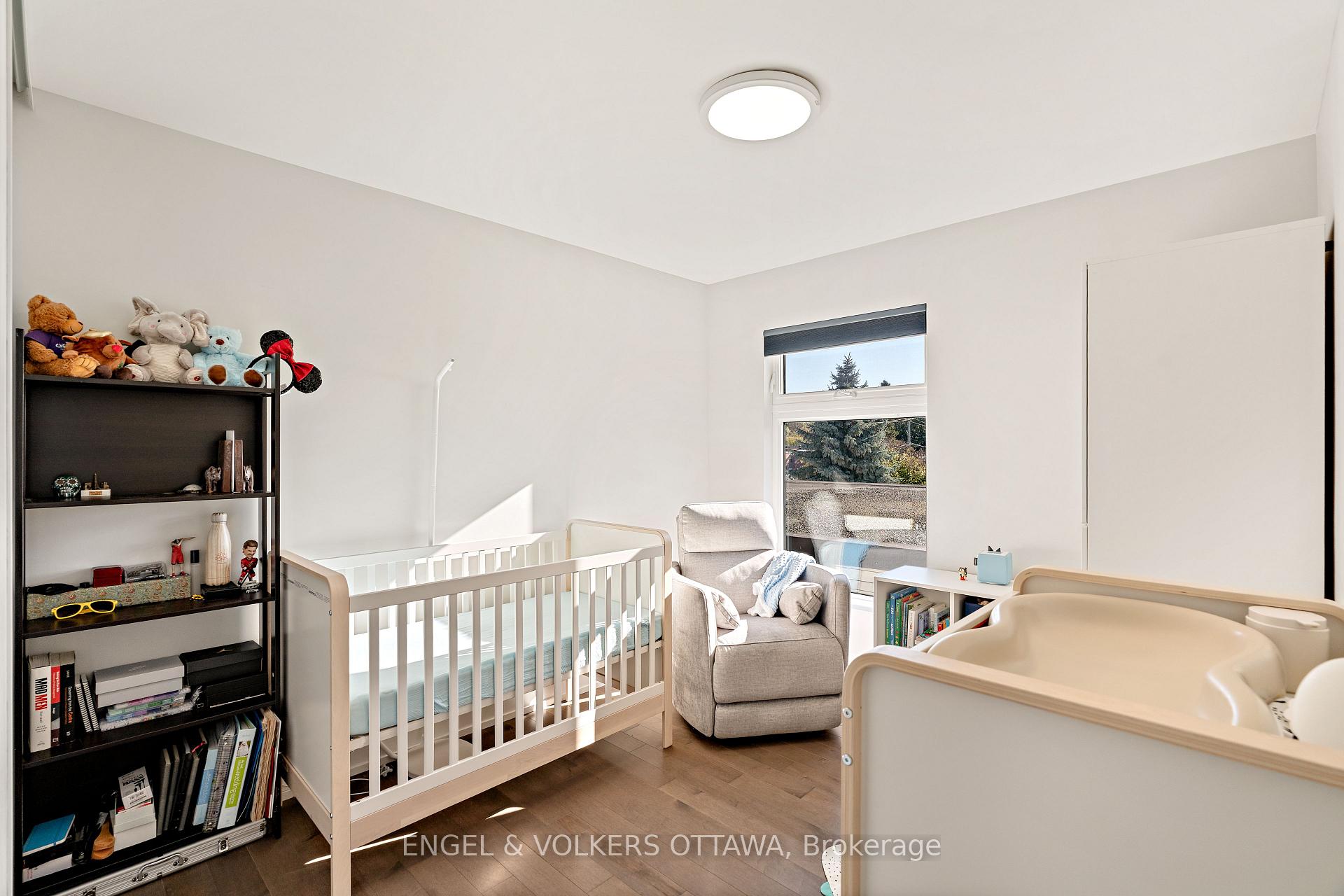 Photo 25 of 68 Jolliet Avenue, Ottawa, Vanier — HOMEH