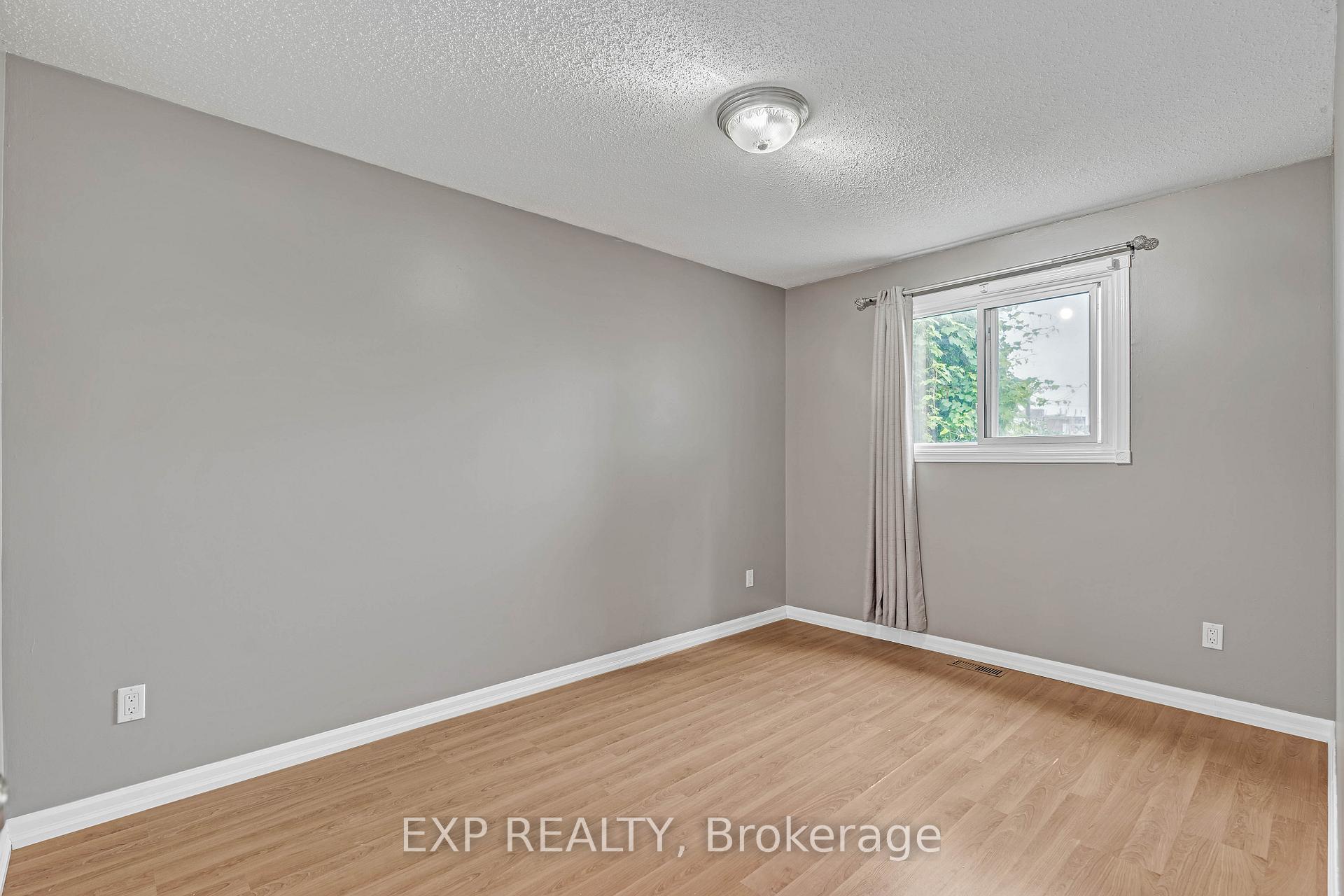 Photo 5 of Unit A, 244 Bradley Avenue, Ottawa, Vanier — HOMEH