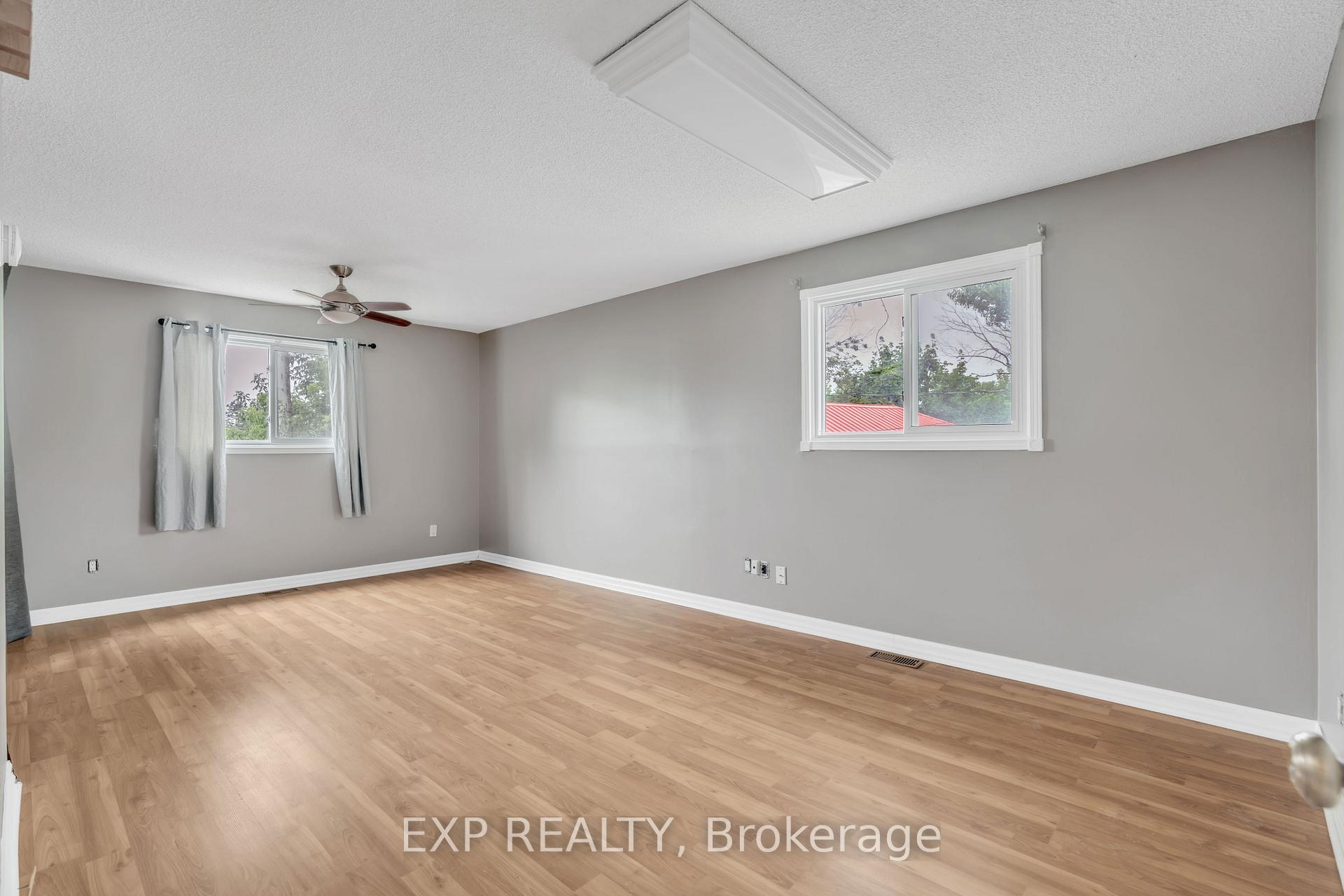 Photo 8 of Unit A, 244 Bradley Avenue, Ottawa, Vanier — HOMEH
