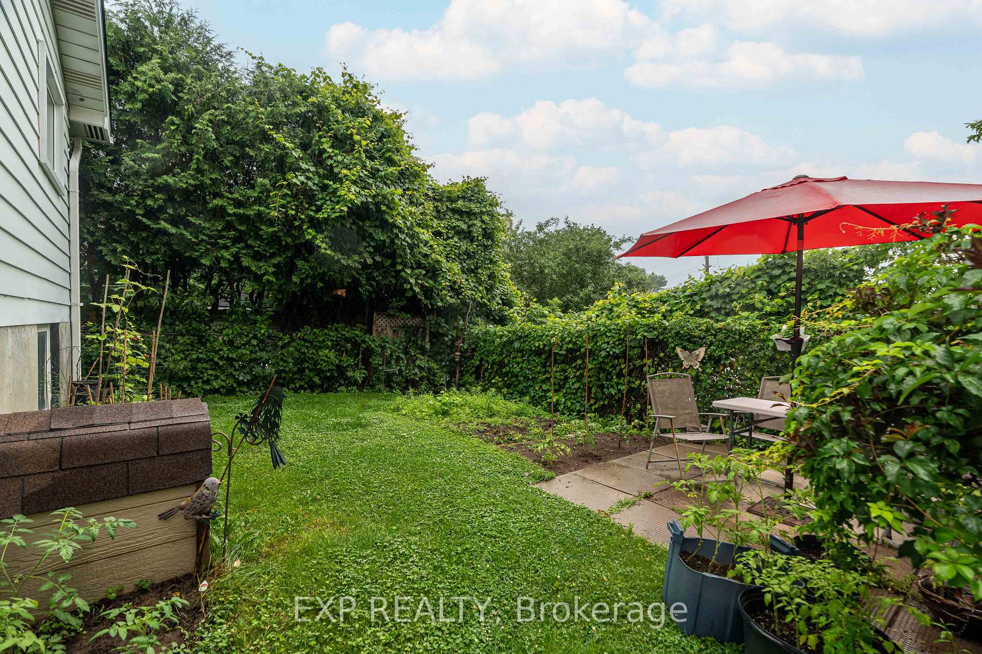 Photo 17 of Unit A, 244 Bradley Avenue, Ottawa, Vanier — HOMEH