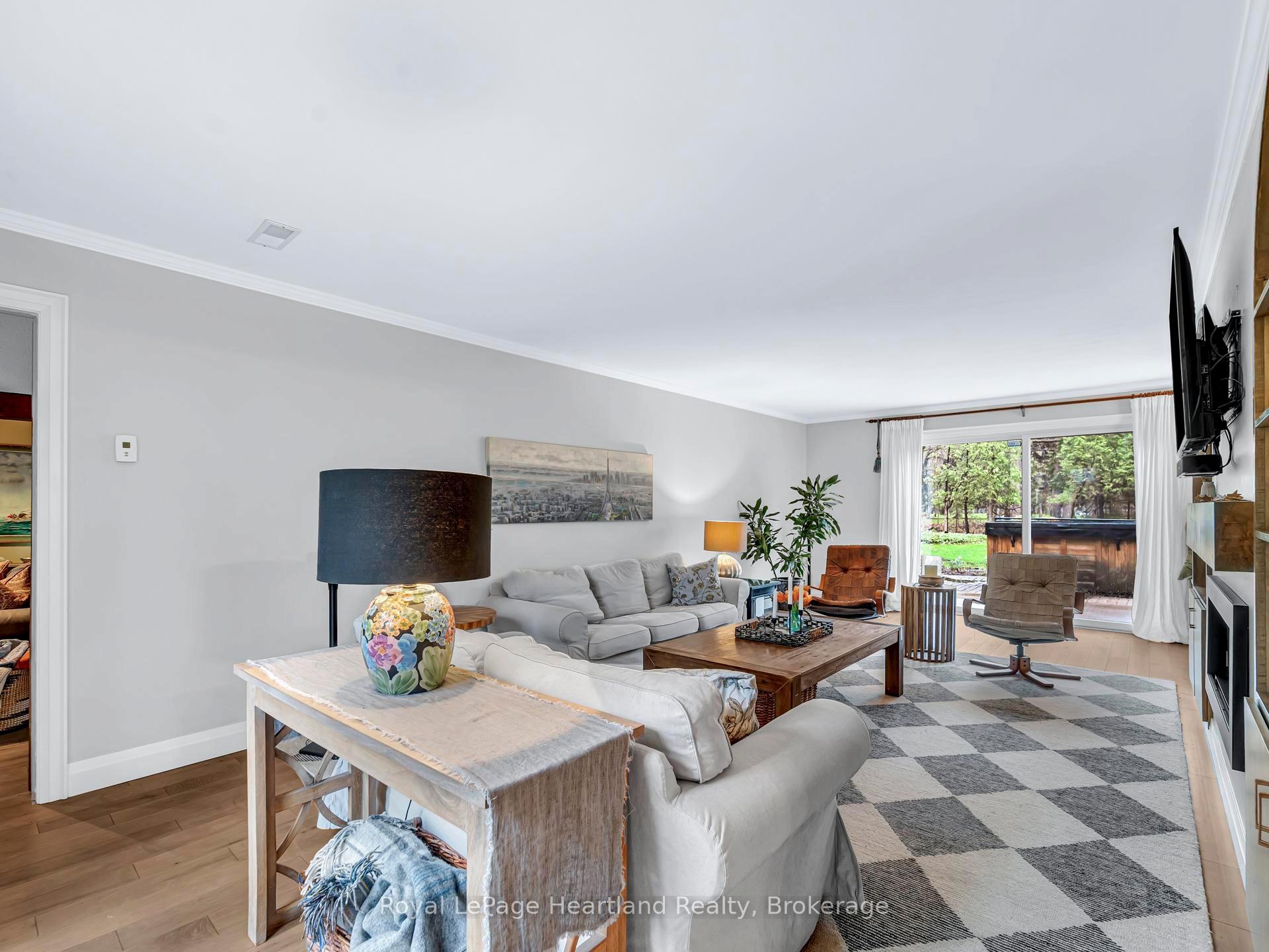 Photo 19 of 81366 Champlain Boulevard, Ashfield-Colborne-Wawanosh, Colborne — HOMEH