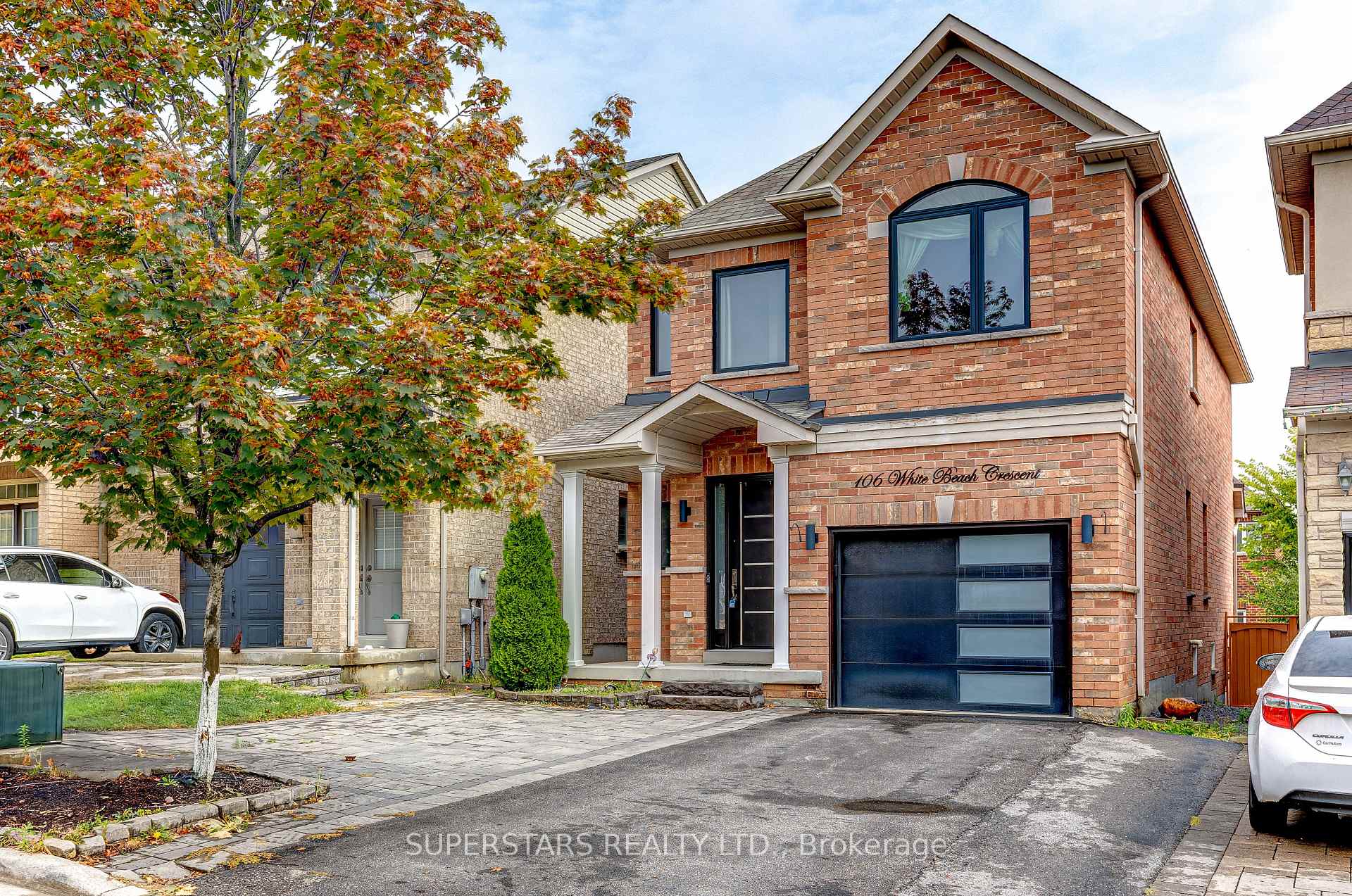 Photo 2 of 106 White Beach Crescent, Vaughan, Patterson — HOMEH