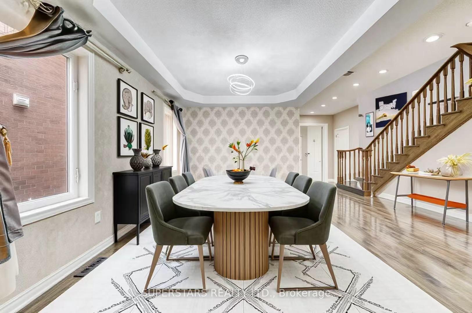 Photo 5 of 106 White Beach Crescent, Vaughan, Patterson — HOMEH