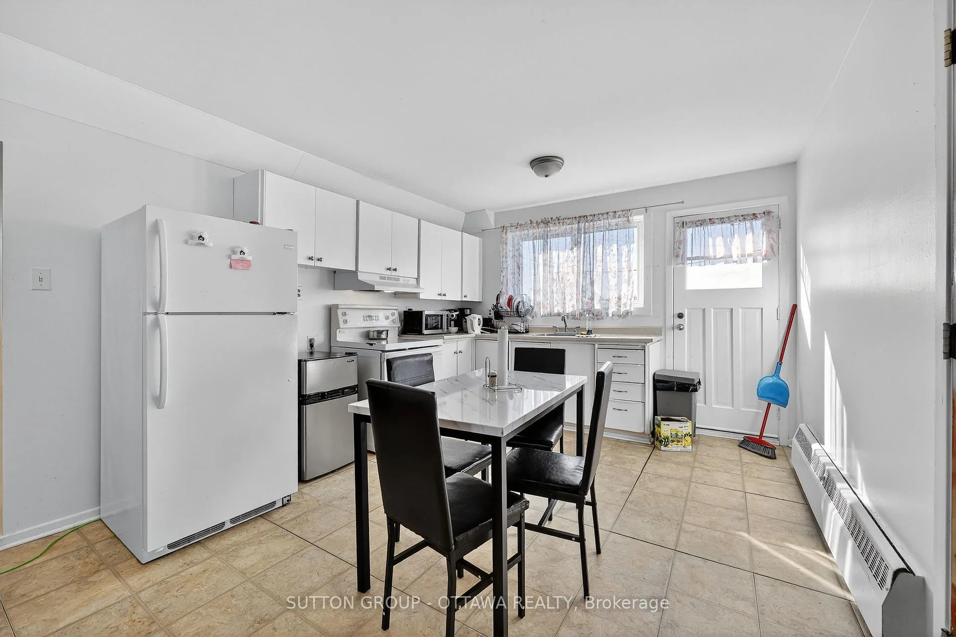 Photo 34 of 370 Belisle Street, Ottawa, Vanier — HOMEH