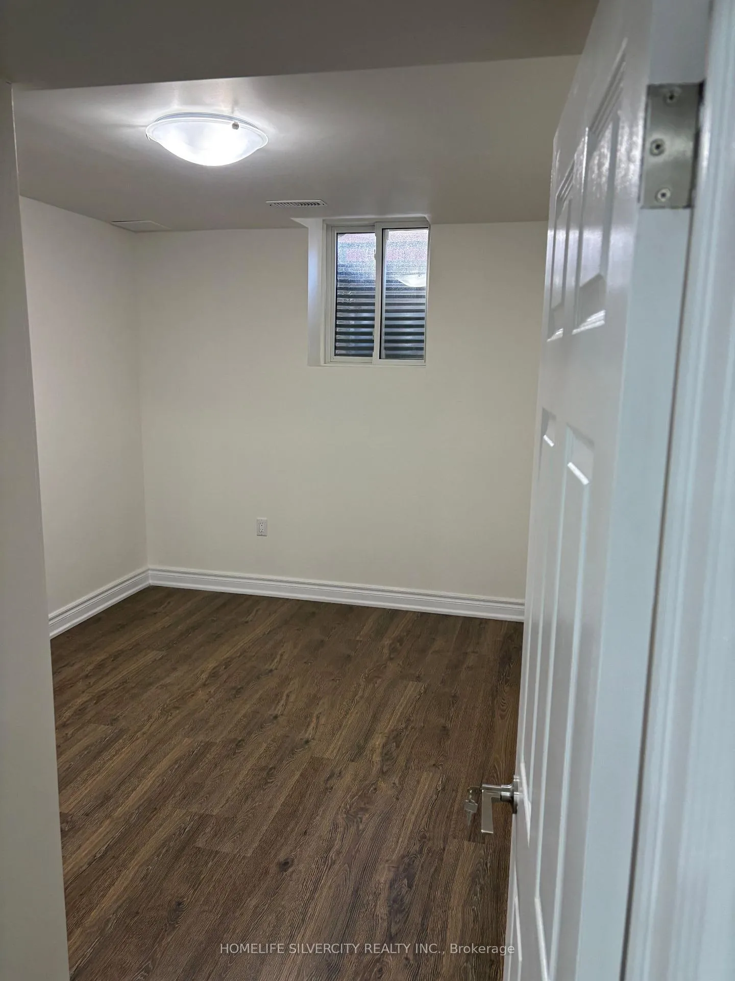 Photo 8 of Unit BSMT, 2 Manordale Crescent, Vaughan, Vellore Village — HOMEH