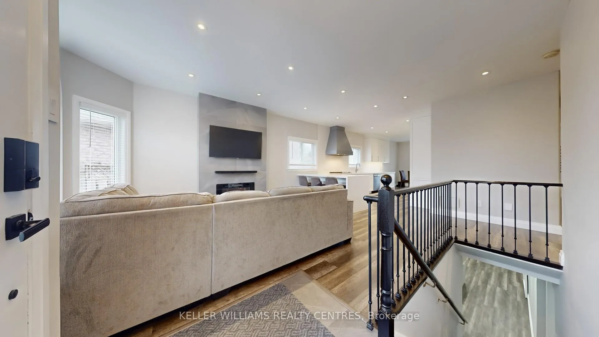Photo 32 of 196 Marsellus Drive, Barrie, Holly — HOMEH