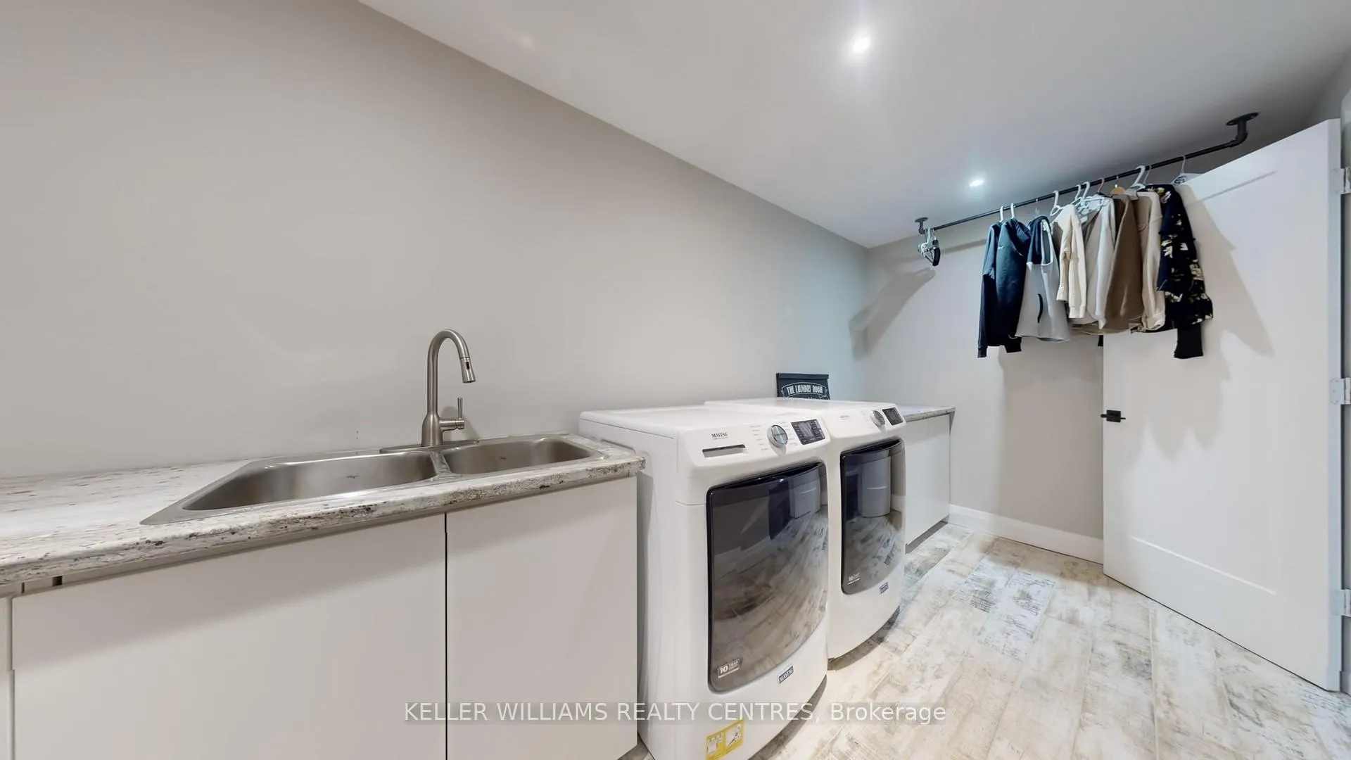 Photo 45 of 196 Marsellus Drive, Barrie, Holly — HOMEH