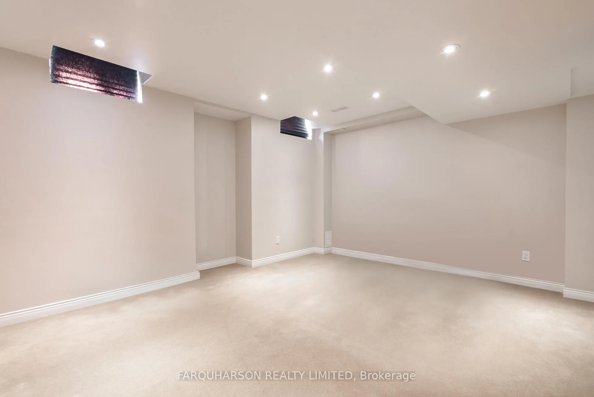 Photo 20 of 129 Fox Hound Crescent, Vaughan, Vellore Village — HOMEH