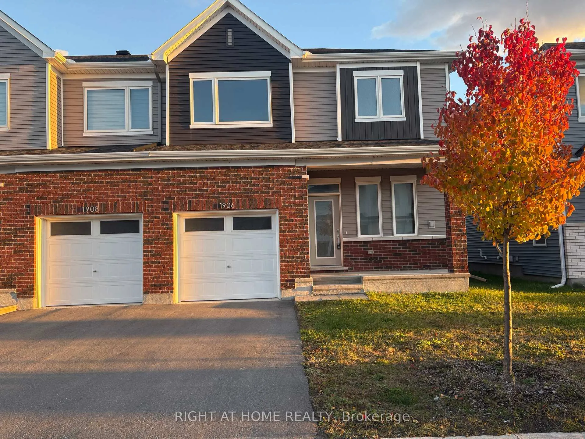 Photo 1 of 1906 Haiku Street, Ottawa, Barrhaven - Half Moon Bay — HOMEH
