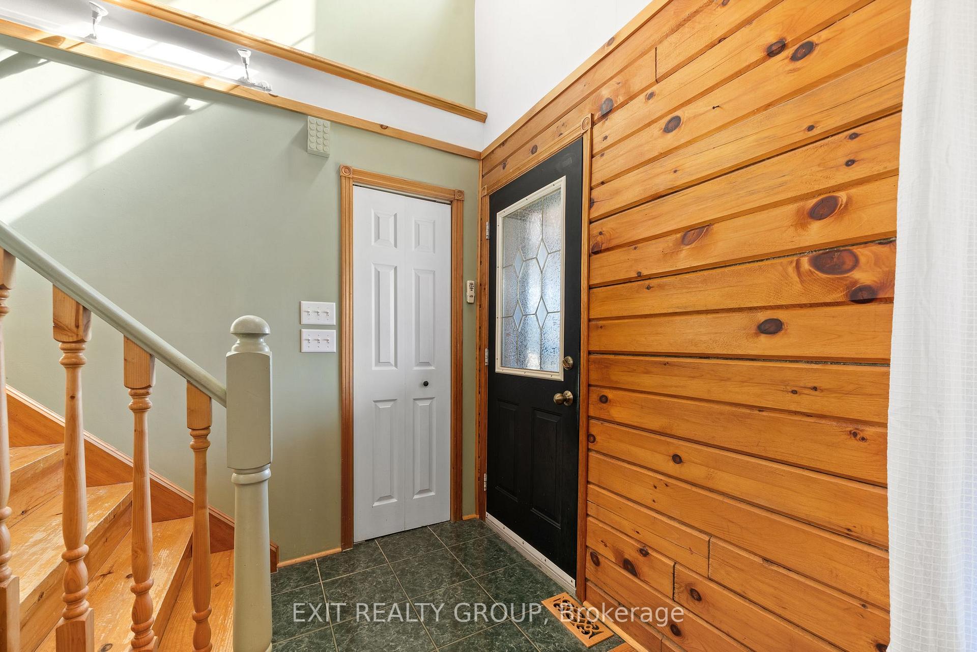Photo 4 of 927 Scuttlehole Road, Tyendinaga, Tyendinaga Township — HOMEH