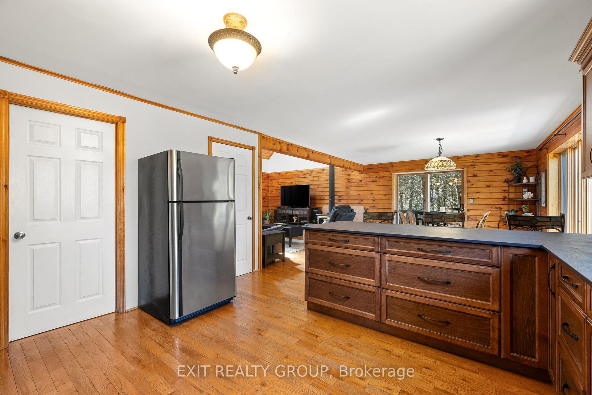 Photo 11 of 927 Scuttlehole Road, Tyendinaga, Tyendinaga Township — HOMEH