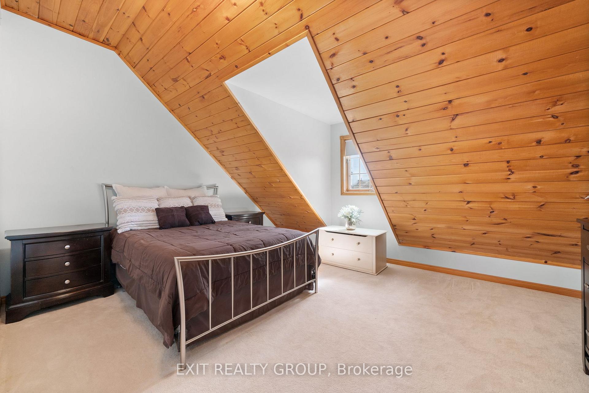 Photo 22 of 927 Scuttlehole Road, Tyendinaga, Tyendinaga Township — HOMEH