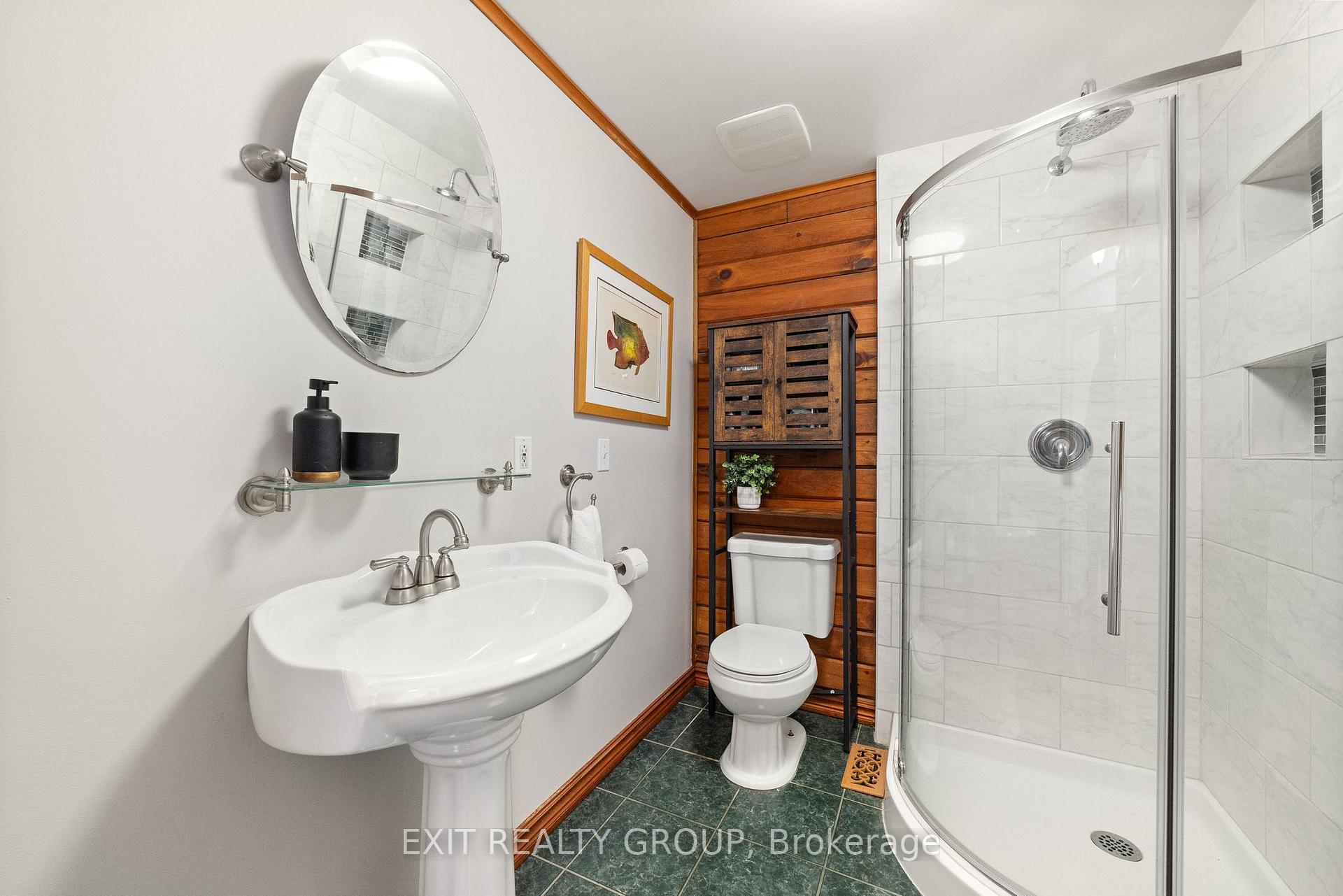 Photo 31 of 927 Scuttlehole Road, Tyendinaga, Tyendinaga Township — HOMEH