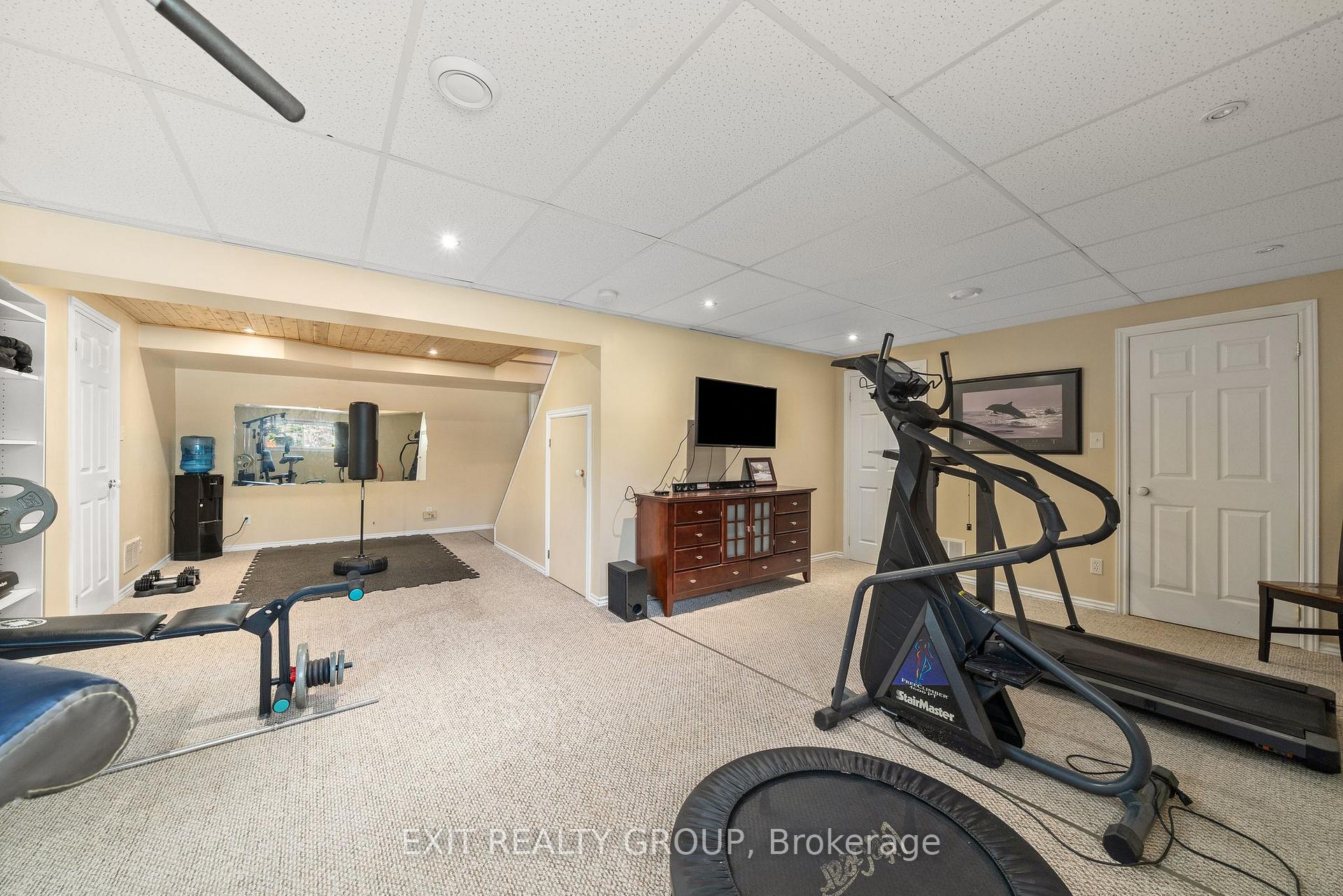 Photo 32 of 927 Scuttlehole Road, Tyendinaga, Tyendinaga Township — HOMEH