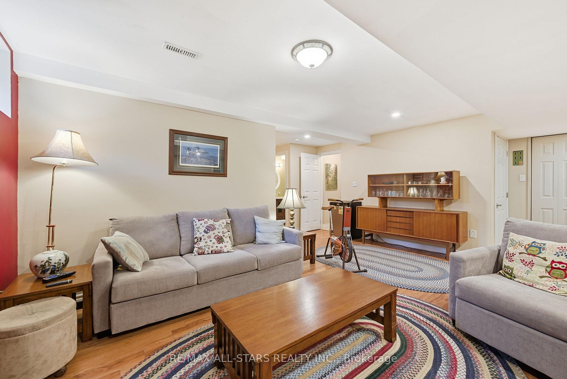 Photo 30 of 51 Oakside Drive, Uxbridge — HOMEH