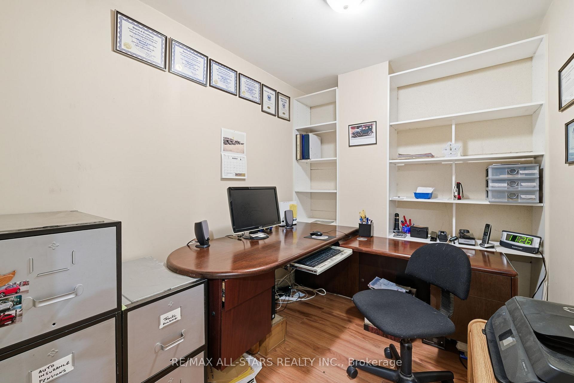 Photo 33 of 51 Oakside Drive, Uxbridge — HOMEH