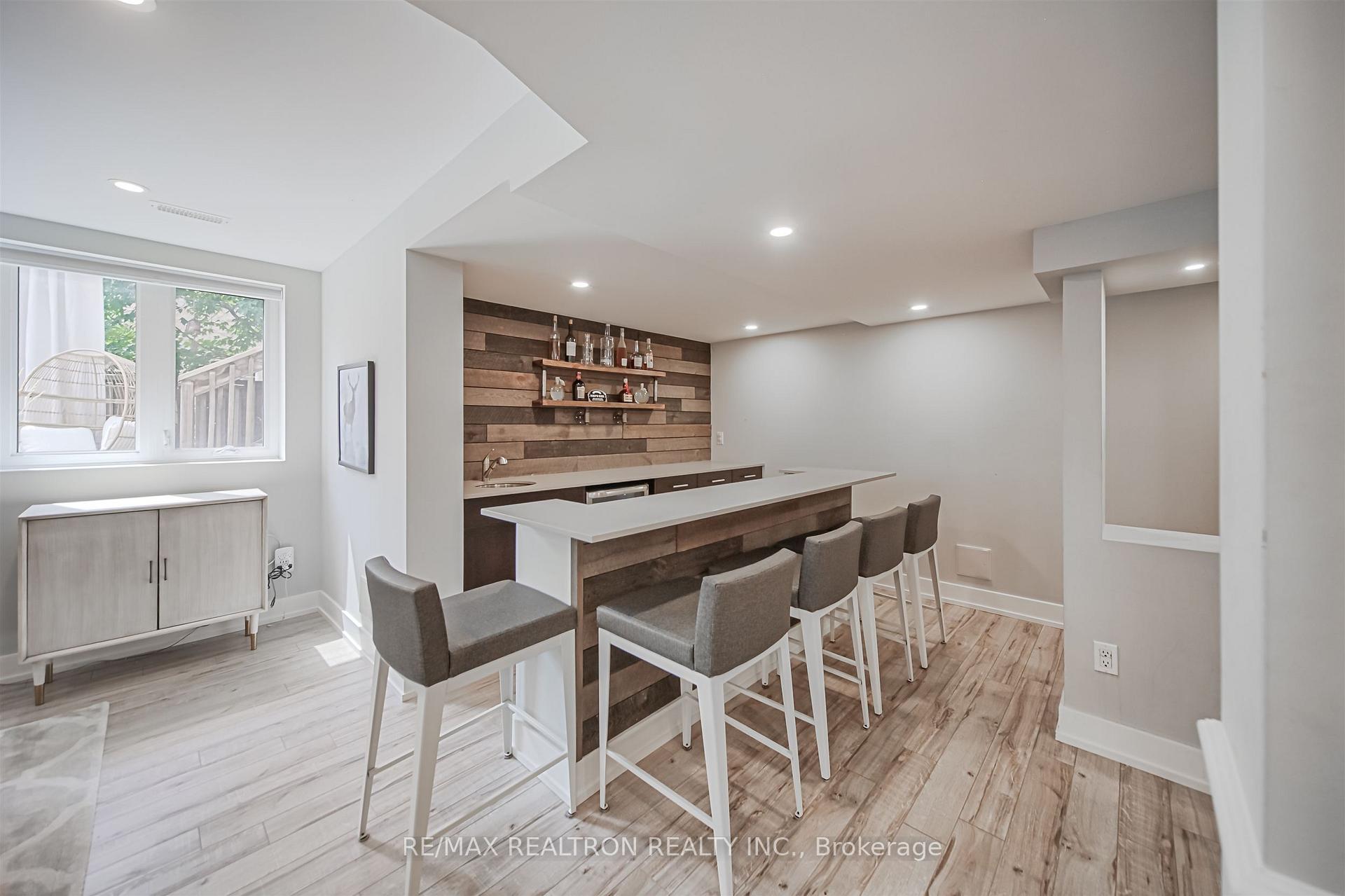 Photo 35 of 51 Steel Drive, Aurora, Bayview Northeast — HOMEH