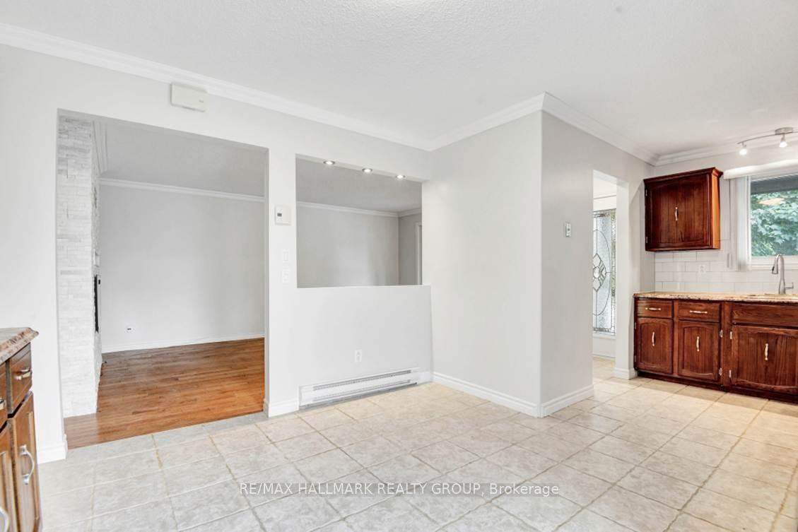 Photo 7 of Unit A, 79 Jolliet Avenue, Ottawa, Vanier — HOMEH
