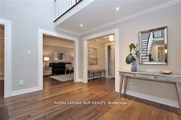 Photo 4 of 5 Tannery Creek Crescent, Aurora, Aurora Highlands — HOMEH