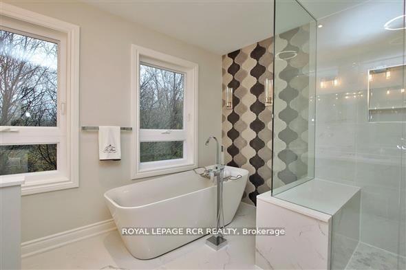Photo 36 of 5 Tannery Creek Crescent, Aurora, Aurora Highlands — HOMEH