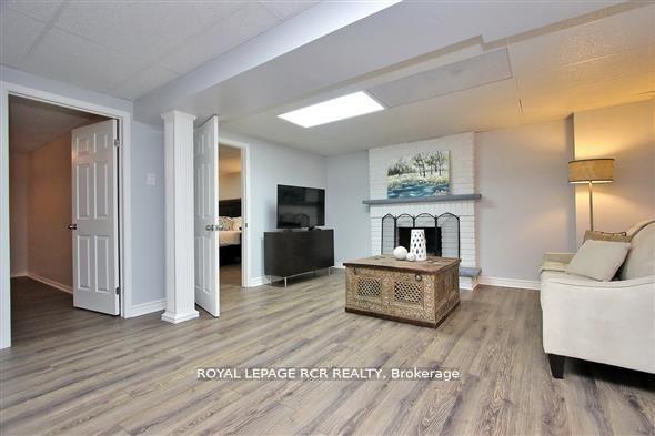 Photo 25 of 5 Tannery Creek Crescent, Aurora, Aurora Highlands — HOMEH