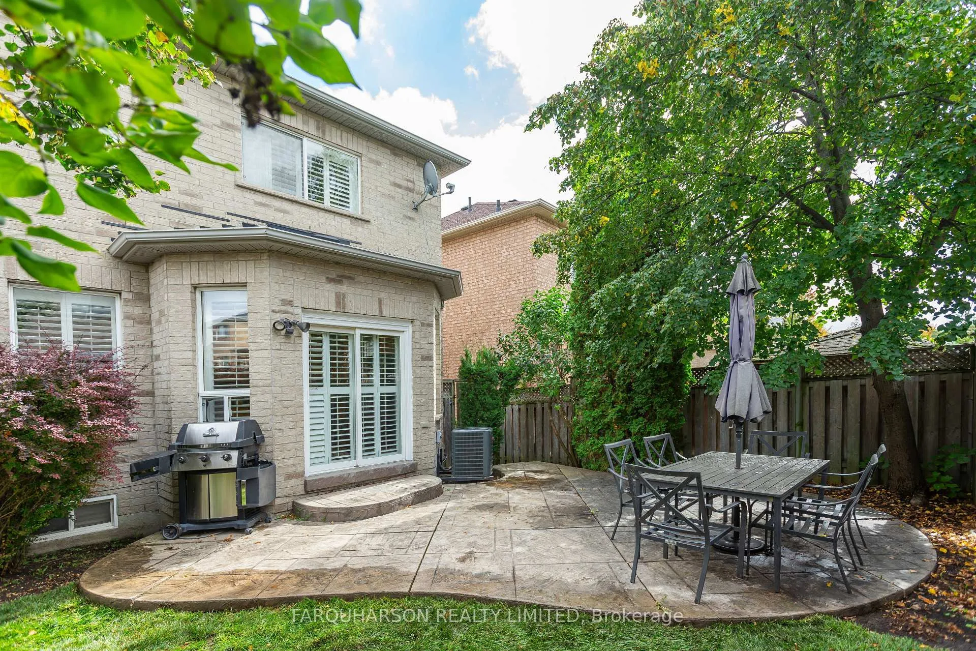 Photo 3 of 129 Fox Hound Crescent, Vaughan, Vellore Village — HOMEH