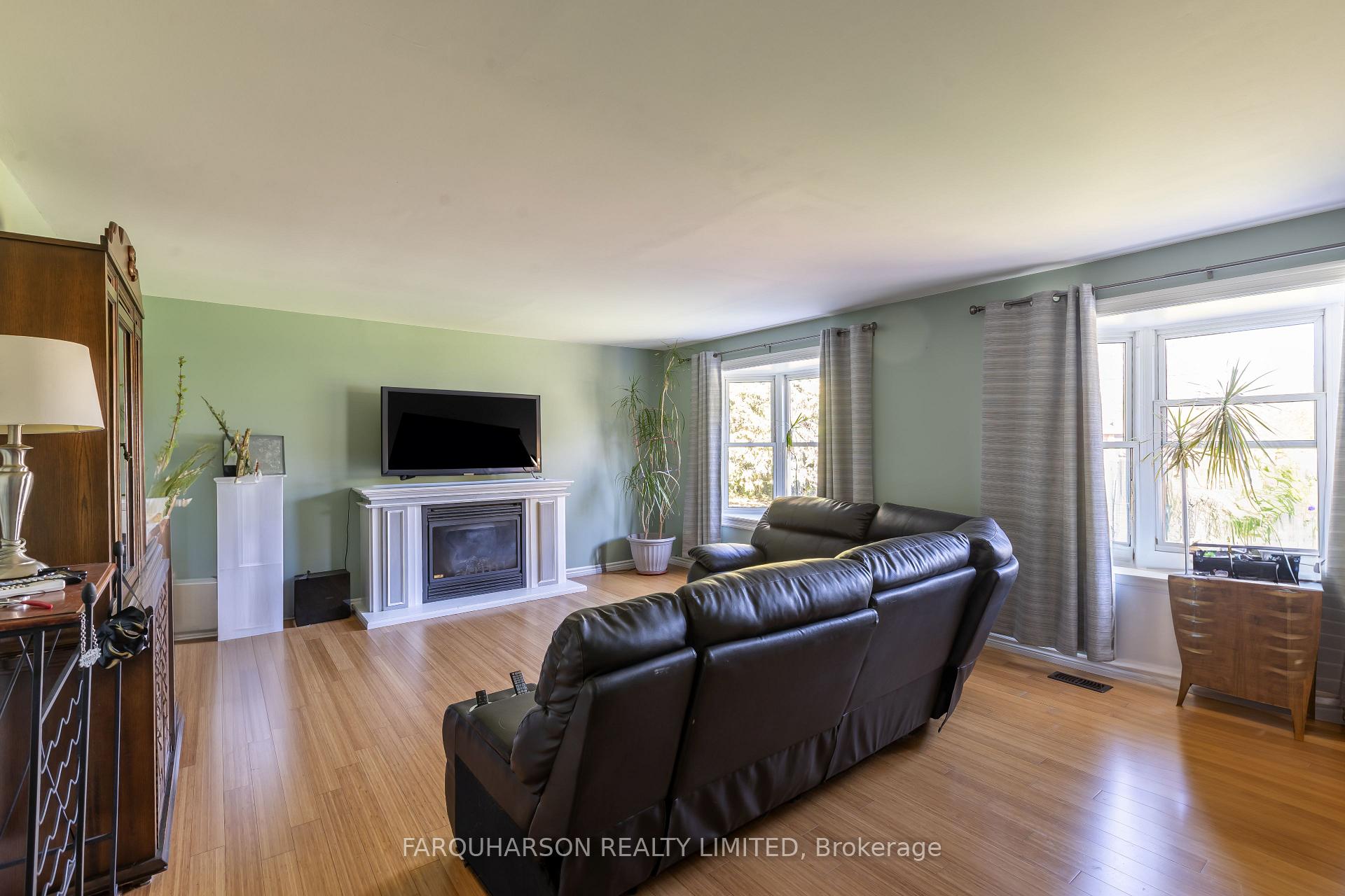 Photo 5 of 5560 Highway 47, Uxbridge — HOMEH