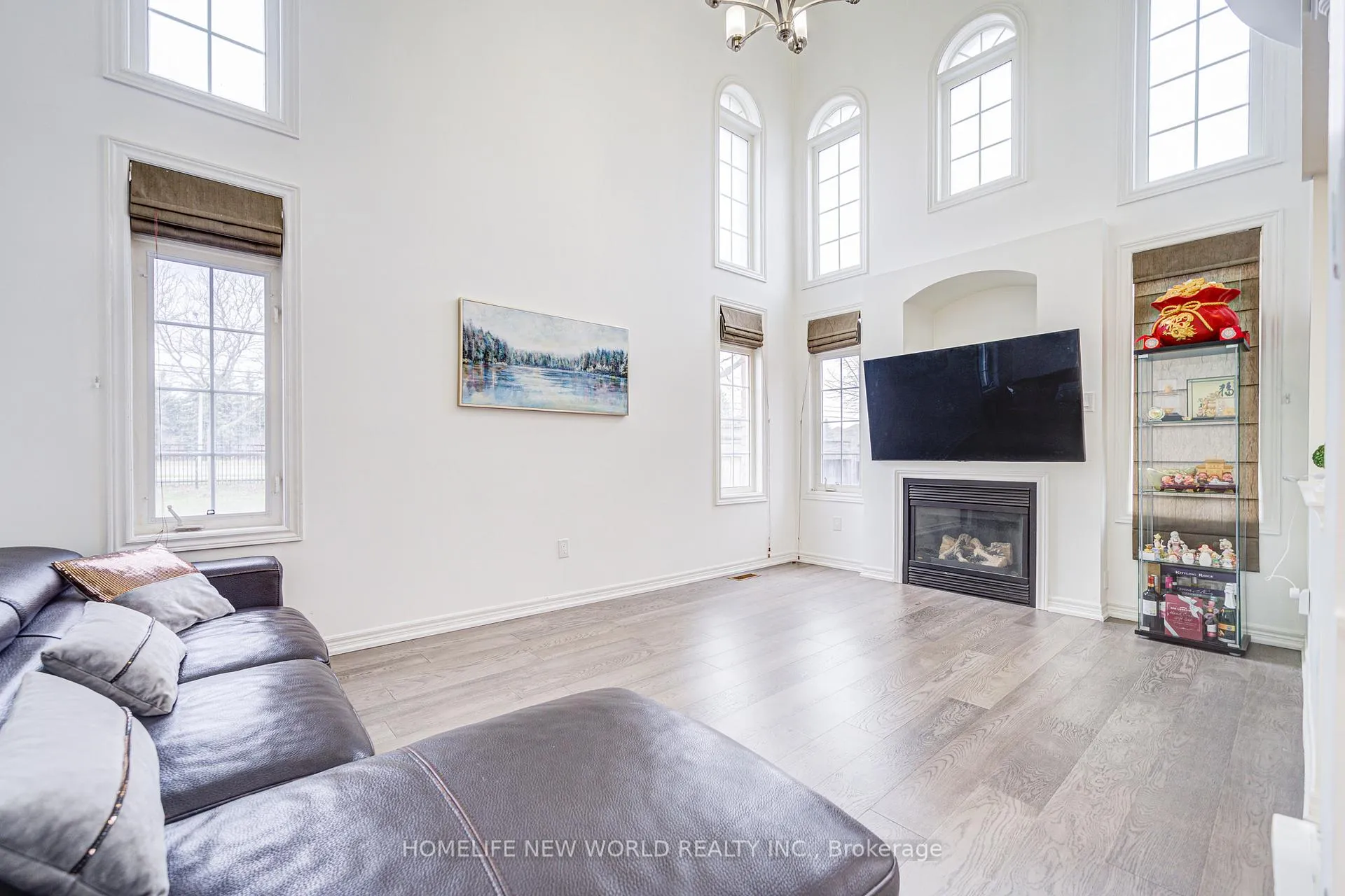 Photo 15 of 46 Teal Crescent, Vaughan, Vellore Village — HOMEH