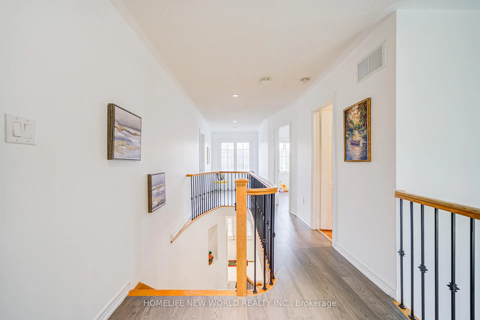 Photo 28 of 46 Teal Crescent, Vaughan, Vellore Village — HOMEH
