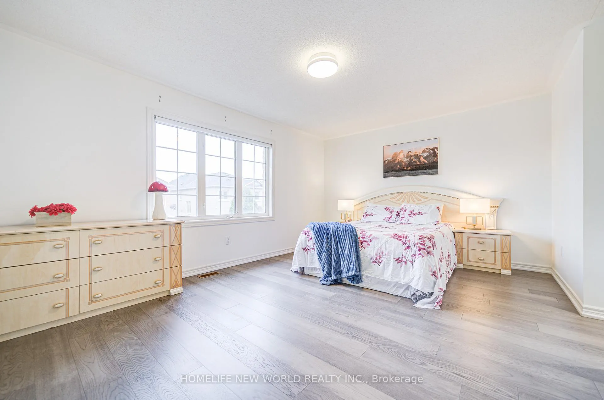 Photo 37 of 46 Teal Crescent, Vaughan, Vellore Village — HOMEH